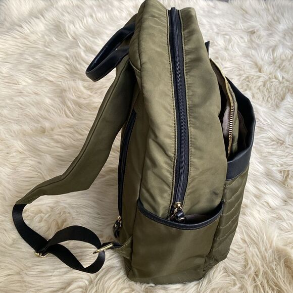 Tutilo New York Olive Green Laptop Backpack- Gently Used - Picture 3 of 7
